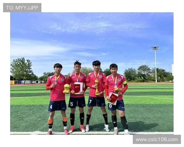 六十年足球传奇星光璀璨回顾与展望之旅 六十年足球传奇星光璀璨回顾与展望之旅