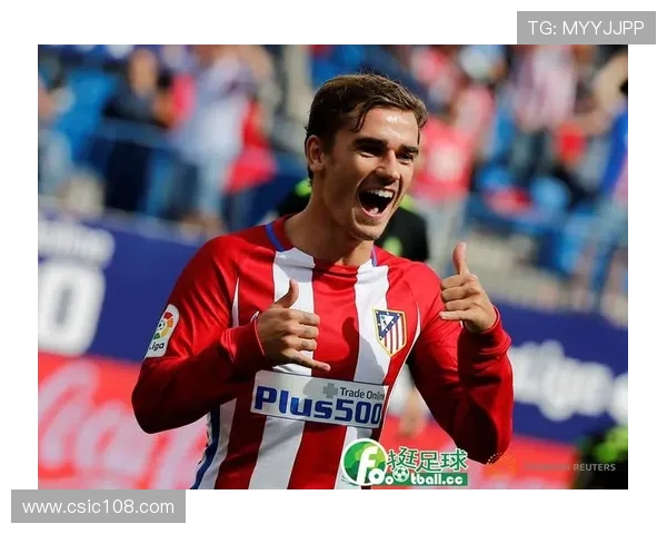 当美女偶遇足球明星时的惊喜与尴尬瞬间揭秘 当美女偶遇足球明星时的惊喜与尴尬瞬间揭秘