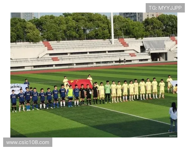 足球明星的故事与梦想让我们一起探索他们的精彩人生